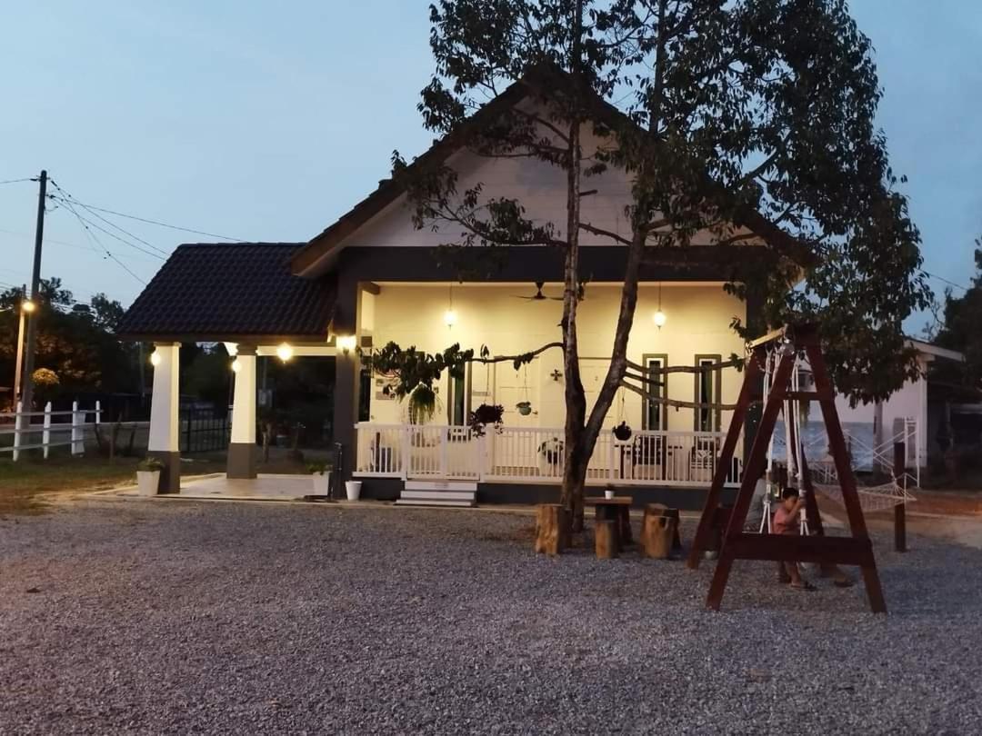D'Lamar Homestay Pendang エクステリア 写真
